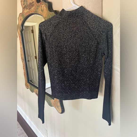 Lululemon quarterzip ombré rest less cropped top - Picture 4 of 4